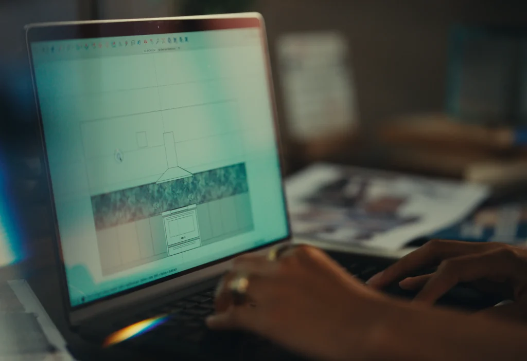 Taryn works on her SketchUp model.